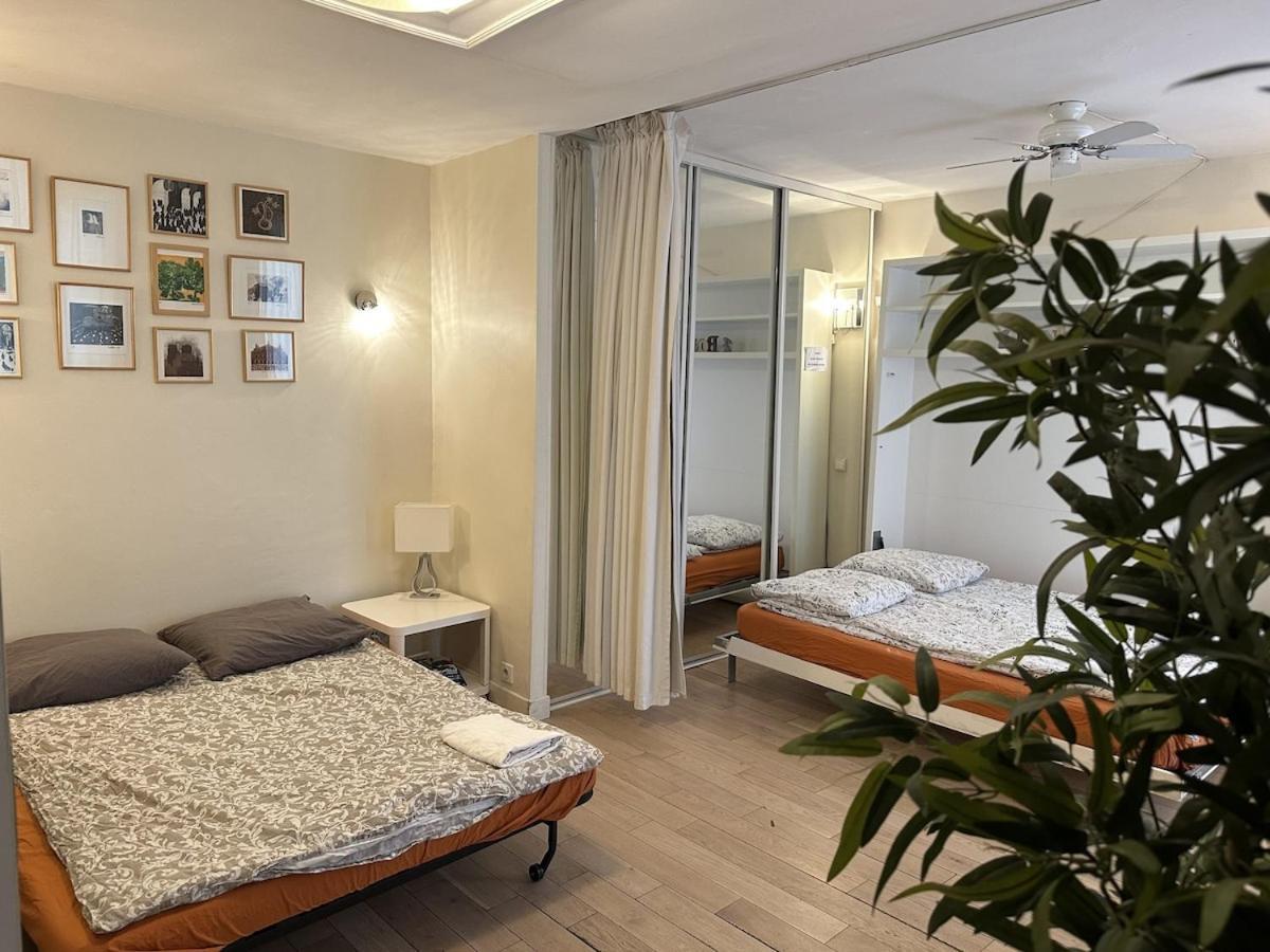 Appartement Heart Of Paris, Quiet, Perfect To Enjoy The Parijs
